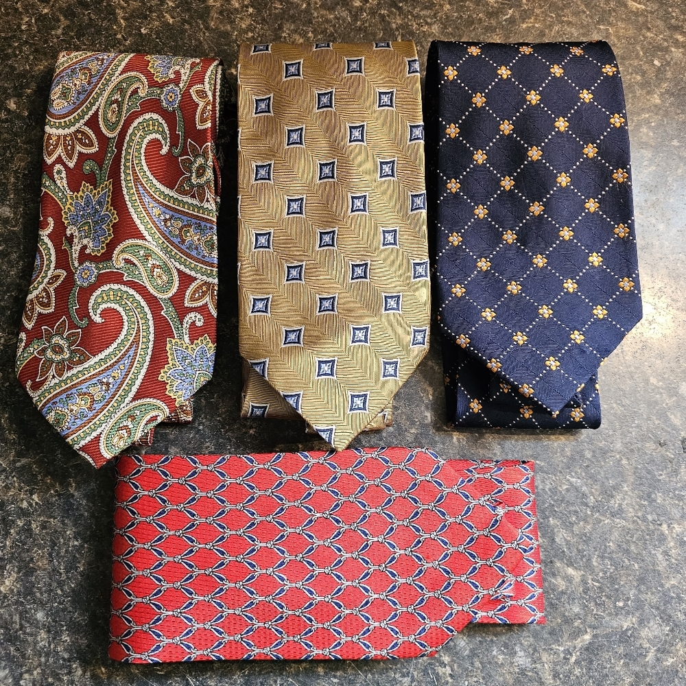 JOS A BANK Executive 100% Silk Tie Men's Lot of 4 Necktie Red Gold Navy Paisley